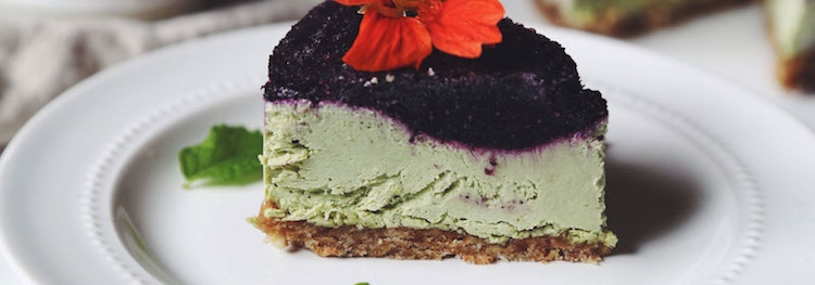 Vegan No-Bake Matcha Blueberry Lemon Cheesecake